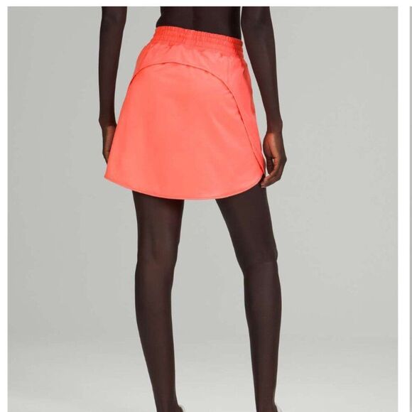 Lululemon Hotty Hot Tennis Golf Skort Skirt Long Size 2 - Picture 8 of 8